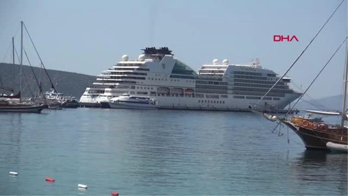 Seabourn Encore, Bodrum\'a 268 turist getirdi