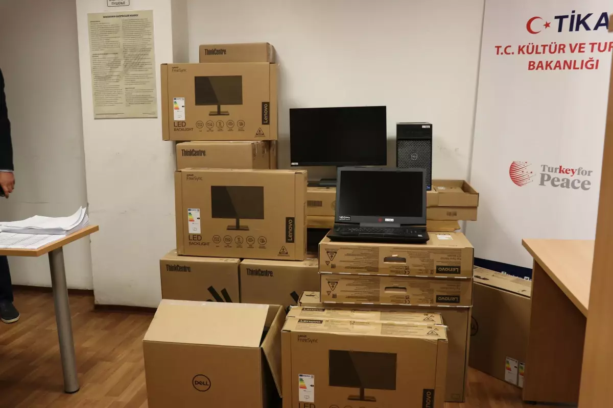 TİKA'dan Kuzey Makedonya Kamu Televizyonu azınlıklar kanalına teknik donanım desteği