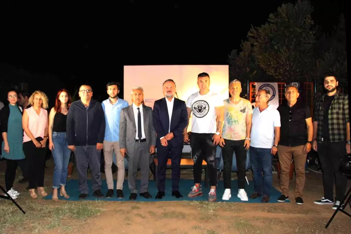 ADÜ'de Prof. Dr. Duman'ın konuk olduğu söyleşi gerçekleştirdi