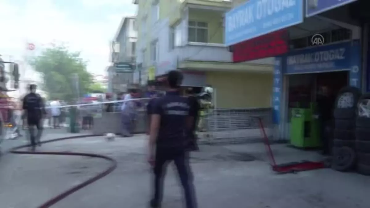 Başkentte binada çıkan yangında bir kişi dumandan etkilendi