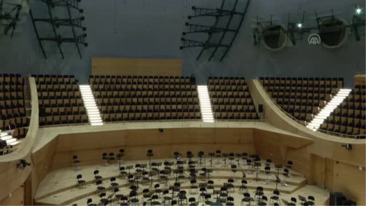 Beethoven\'ın üçlü konçertosu Türkiye\'de ilk kez keman, viyola ve piyanoyla seslendirilecek