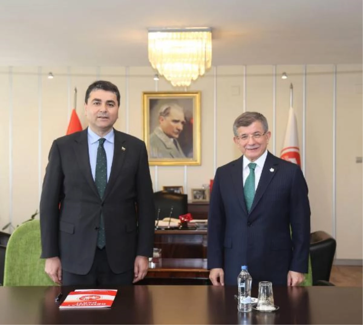 Davutoğlu, DP Genel Başkanı Uysal\'la görüştü