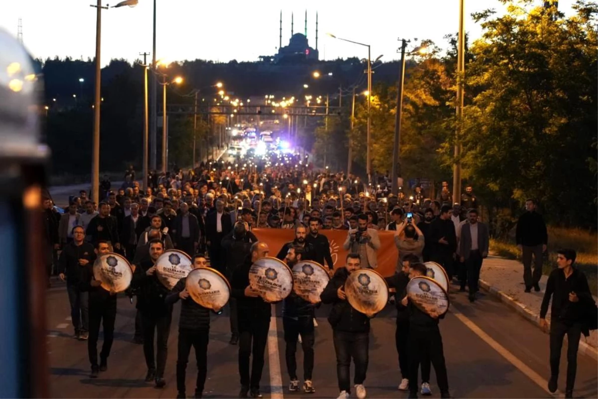 Diyarbakır\'da "Fetih Yürüyüşü"