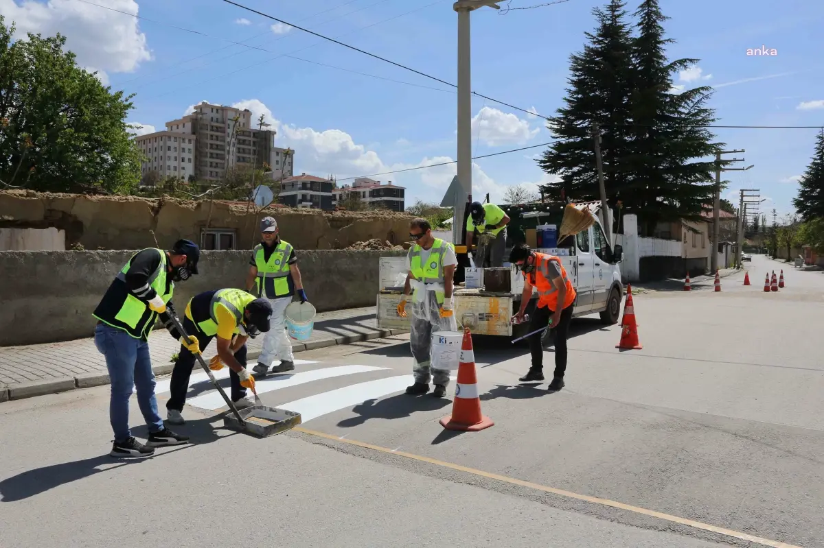 Eskişehir Büyükşehir Ekiplerinden Kent Genelinde Yoğun Çalışma