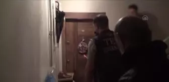 FETÖ'den aranan şüphelilere operasyon