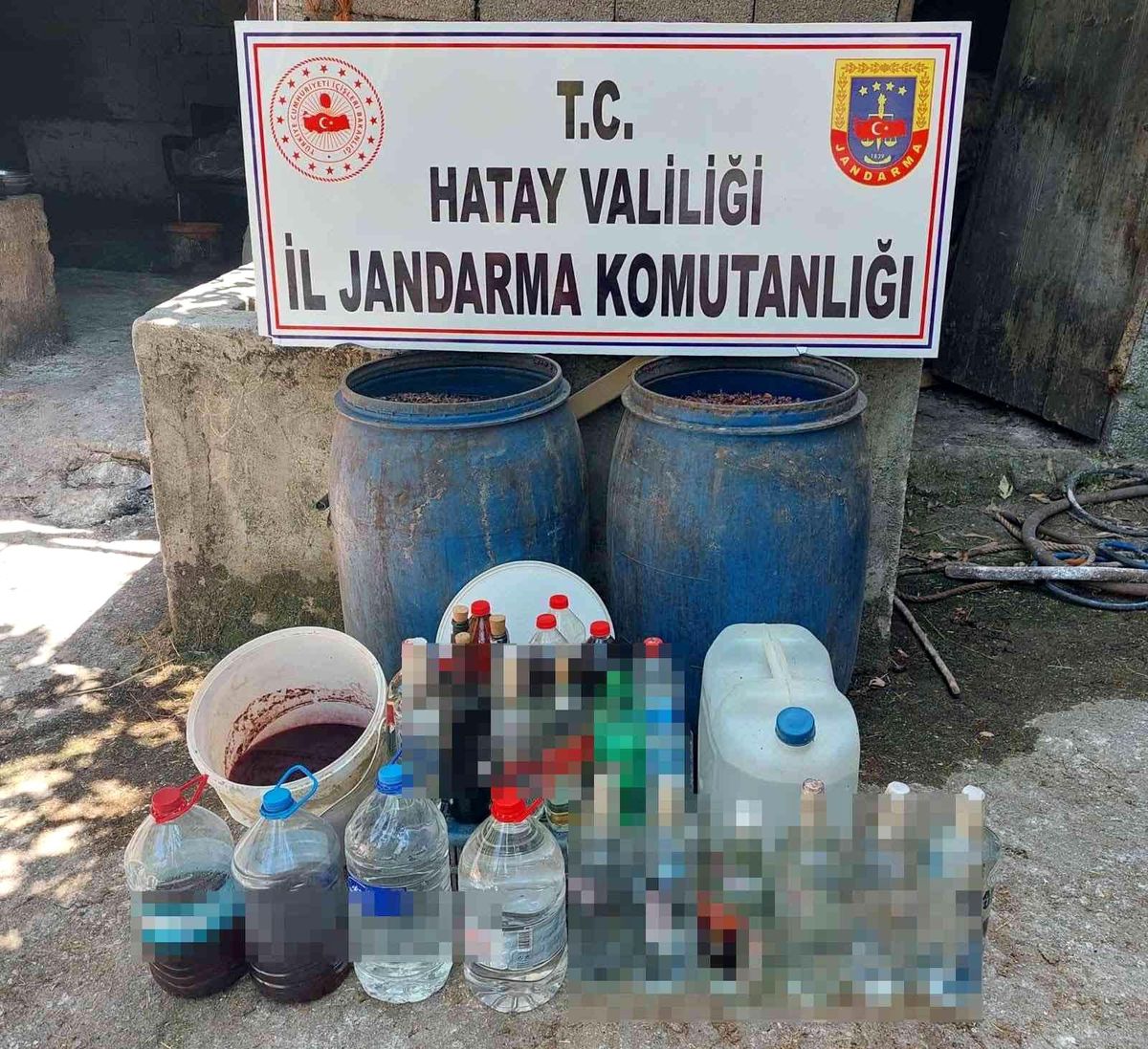 Hatay\'da 260 litre kaçak içki ele geçirildi