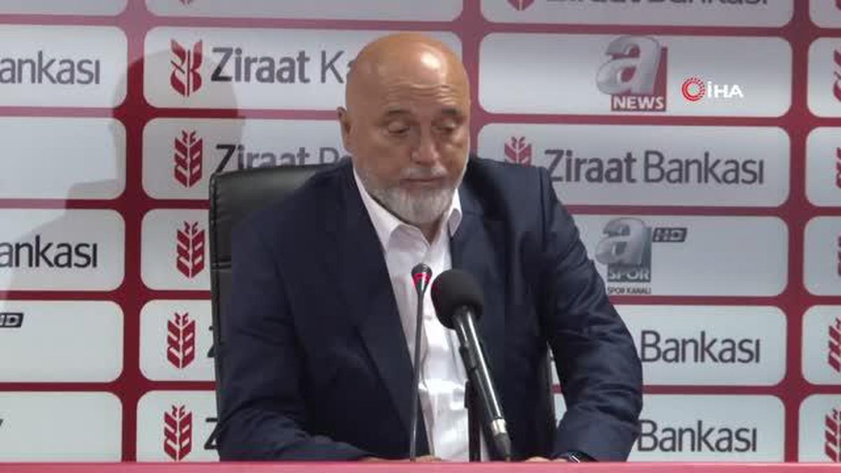 Hikmet Karaman: 'Önemli zamanlarda futbolcular basit hatalar yapabiliyor'