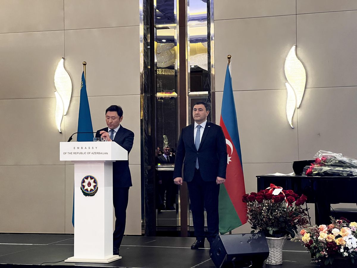 Kazakistan\'da Azerbaycan\'ın Bağımsızlık Günü kutlandı