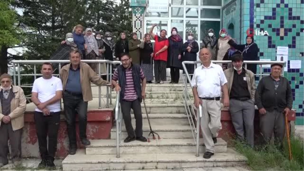 Kütahyalı vatandaşlardan "Çinili Camii derhal ibadete açılsın" vurgusu