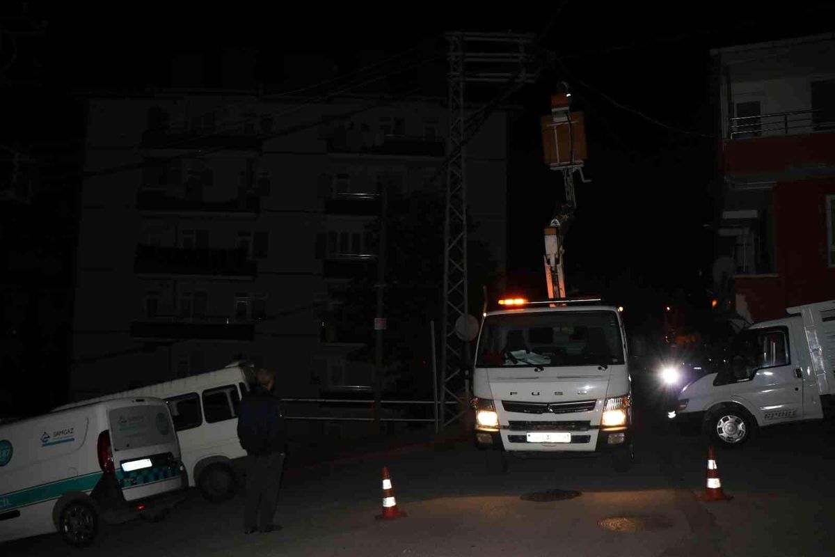 Mahallede \'doğalgaz\' paniği