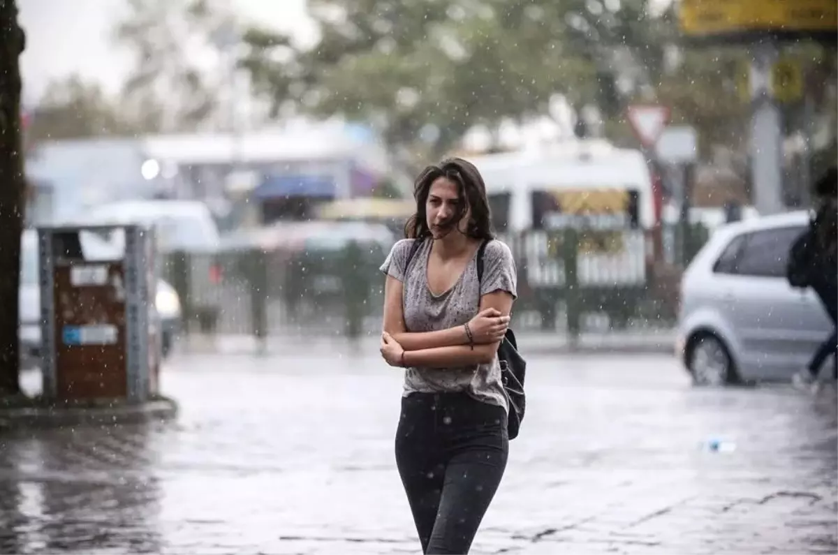 Meteoroloji uyardı: İstanbul dahil 4 ilde gök gürültülü sağanak etkili olacak