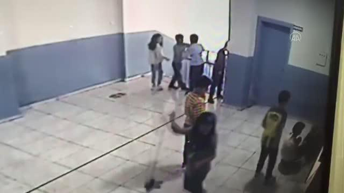 Nefes borusuna şeker takılan 12 yaşındaki çocuğu öğretmeni kurtardı