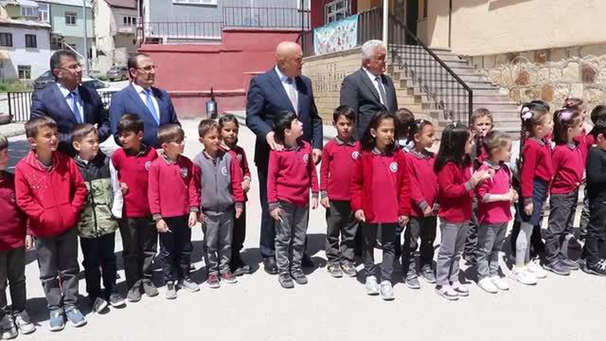 Öğrenciler 450 kilogram atık pili geri dönüşüme kazandırdı