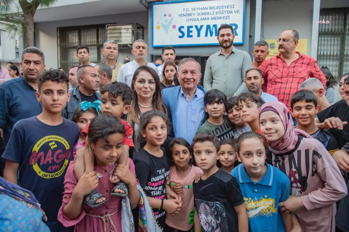 Seyhan Belediye Başkanı Akay, Yenibeyli Kadın ve Çocuklarla Buluştu