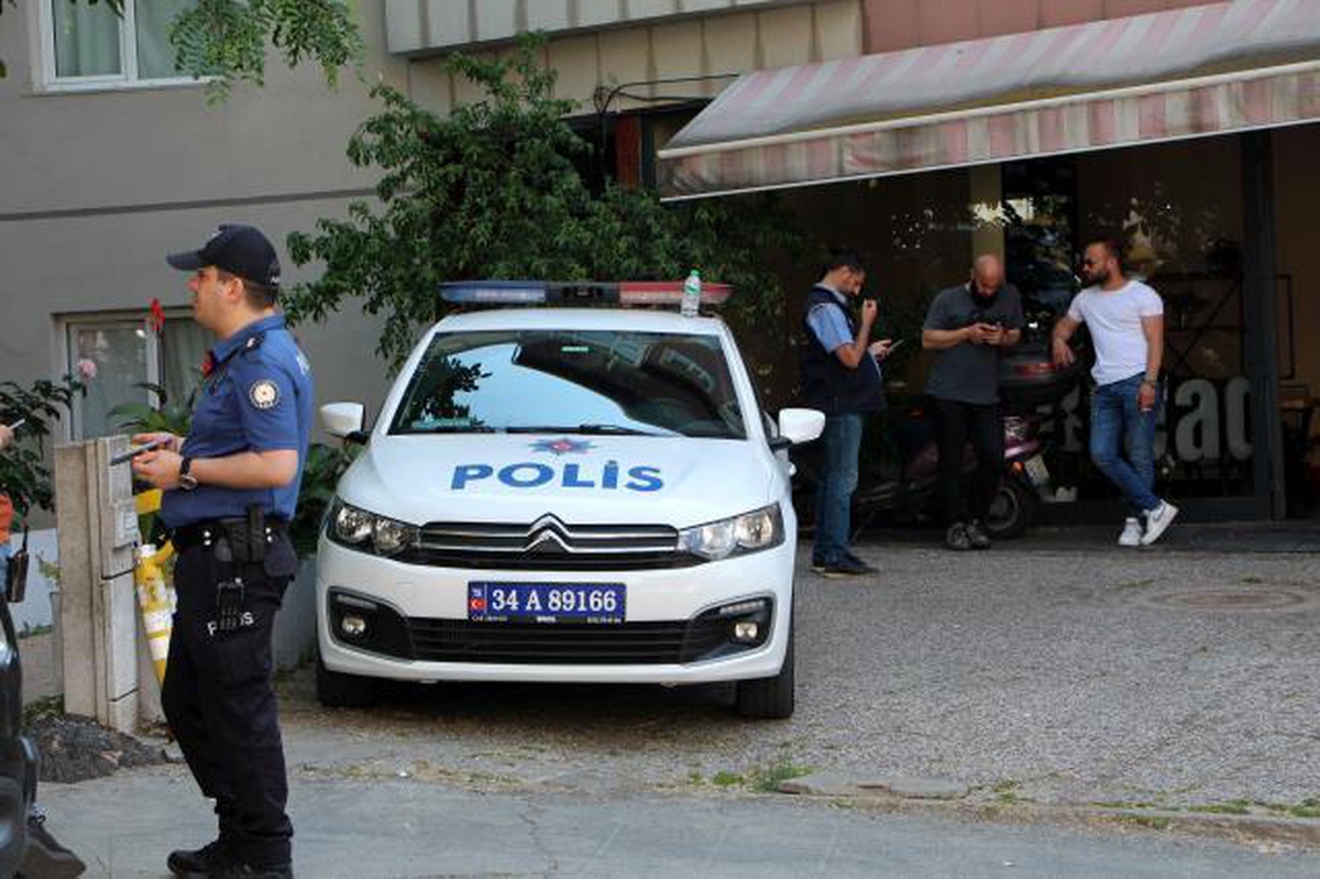 Şişli\'de bir evde bulunan 3 cesetle ilgili detaylar ortaya çıktı: Silah sesleri gelmeden önce kadının imdat çağrısı duyulmuş