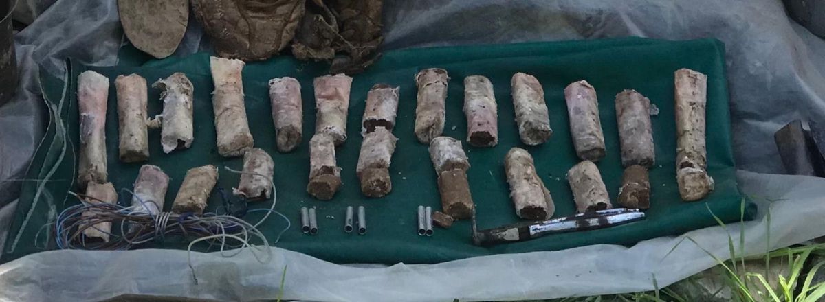 Terör örgütüne ait çok sayıda patlayıcı ele geçirildi