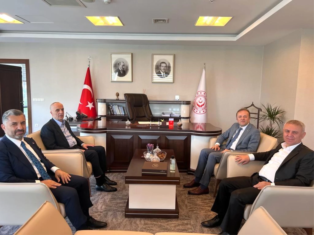 Türk-İş ve RTÜK başkanından Bakan Yardımcısı Duran\'a ziyaret