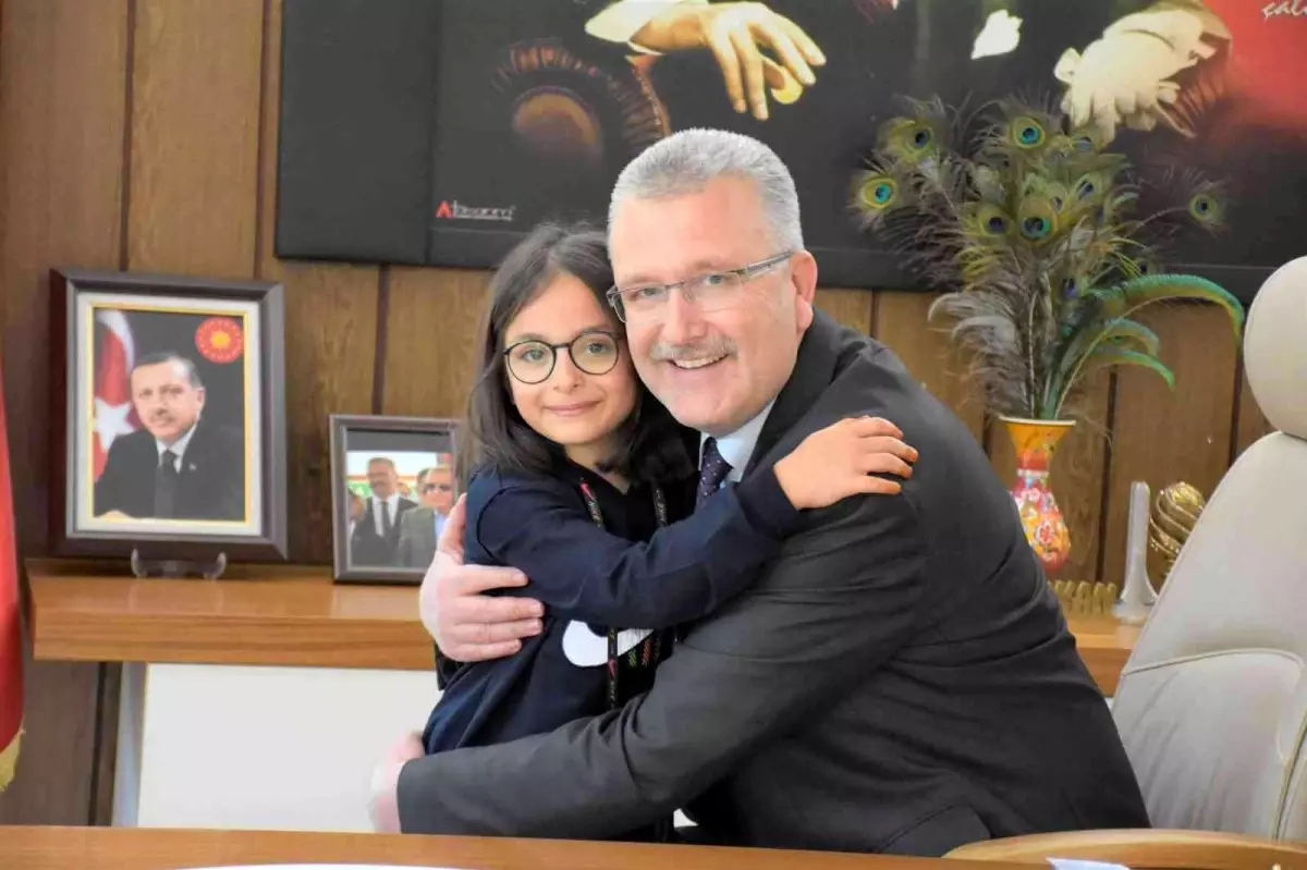 Avrupa şampiyonu olan Karacabey Belediyesporlu Elif, Türkiye\'yi gururlandırdı