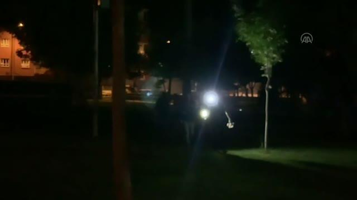 Batman\'da bir kişi yengesi ve yeğenini öldürdü, eşini ağır yaraladı