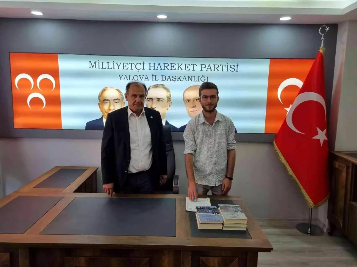 CHP Yalova İl Başkan Yardımcılığı\'ndan istifa edip MHP\'ye katıldı