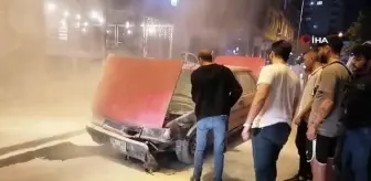 Otomobilinin yandığını fark etmedi, vatandaşların uyarısıyla faciadan kurtuldu