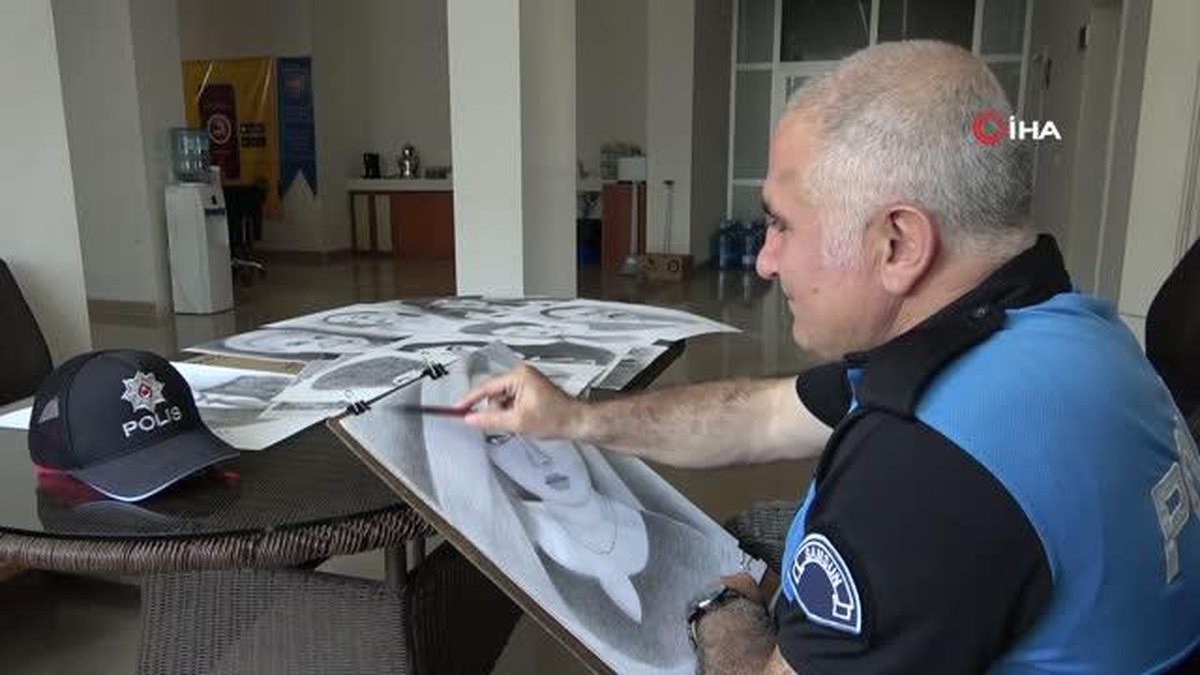Ressam polis, 20 sergi açtı