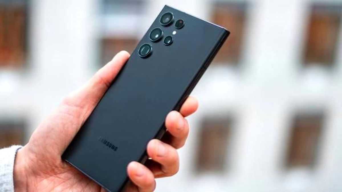 Üretim etkilenecek: Samsung, yüksek enflasyona yenik düştü