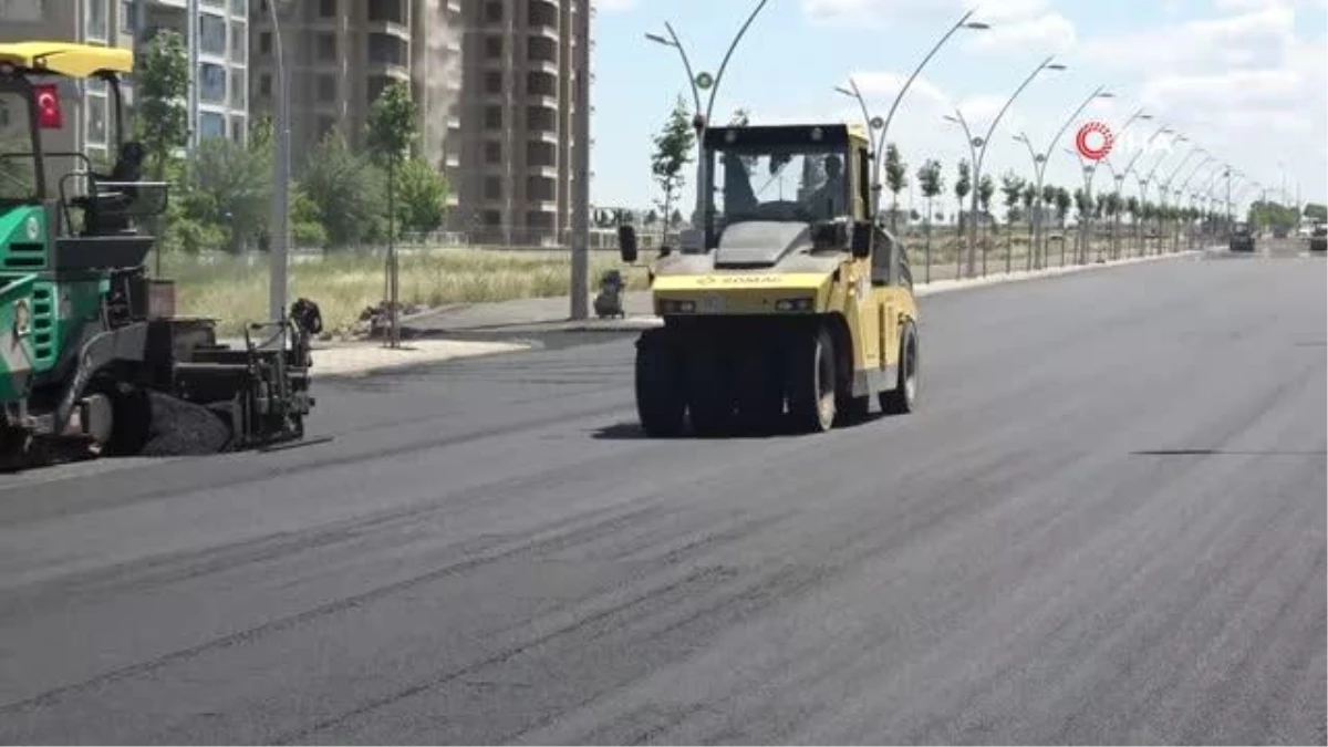 Vali Su asfalt çalışmalarını yerinde inceledi