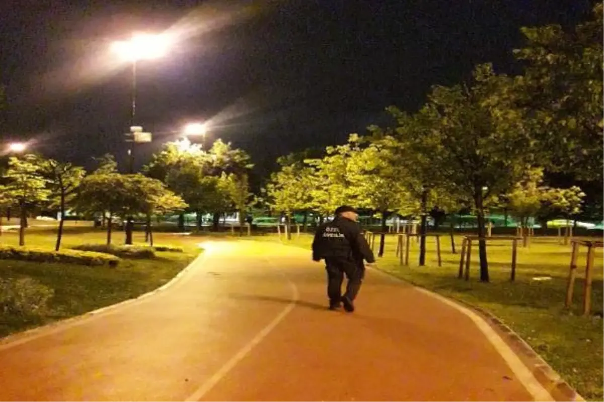 Zeytinburnu parklarında 7 gün 24 saat huzur denetimi