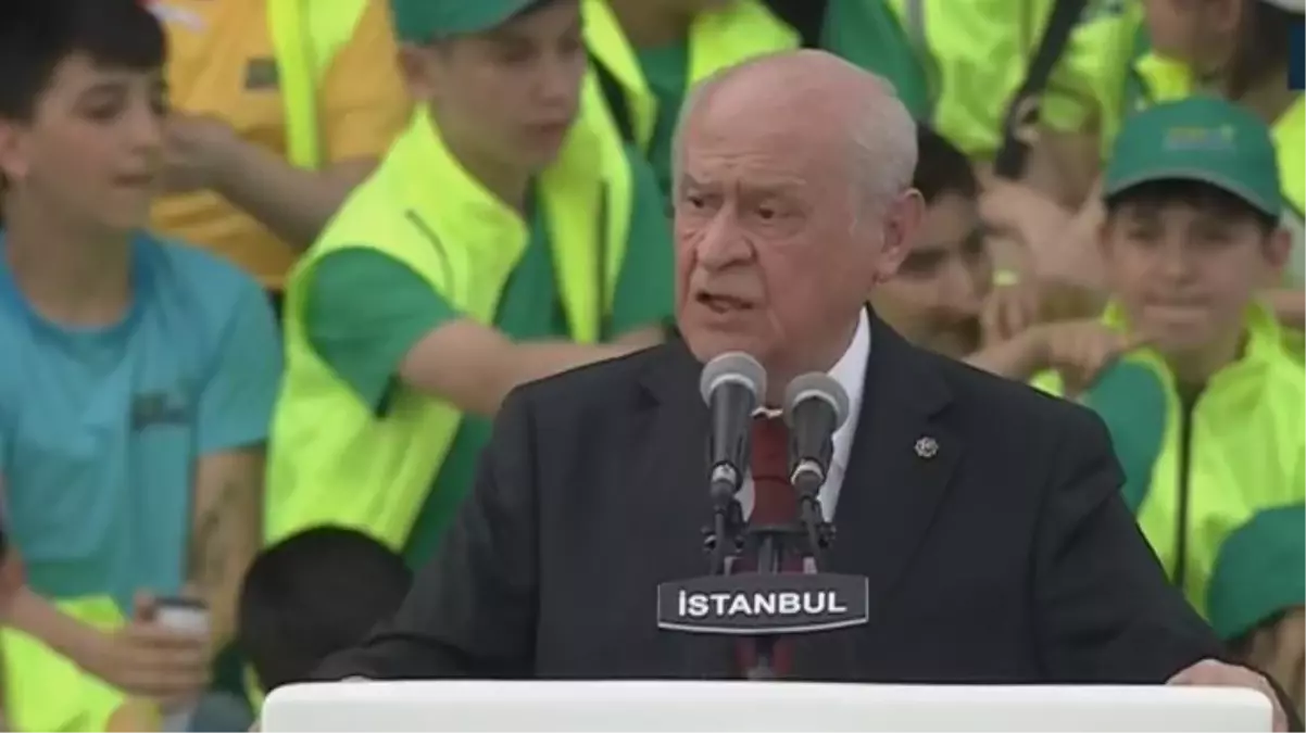 Bahçeli\'den İmamoğlu\'na sert sözler: Kar yağınca balığa gidenler, demokratik hesap vakti gelince İstanbullu kardeşlerimizin tokadını yiyecekler