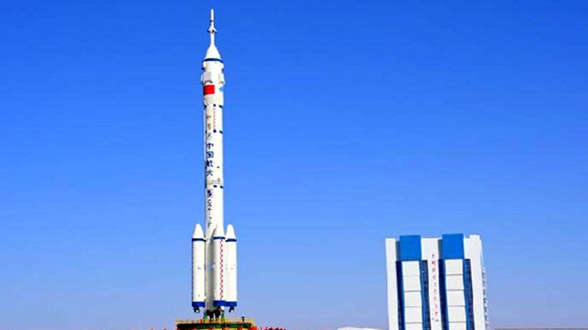 Çin, Mürettebatlı Uzay Aracı Shenzhou-14\'ü Fırlatmaya Hazırlanıyor