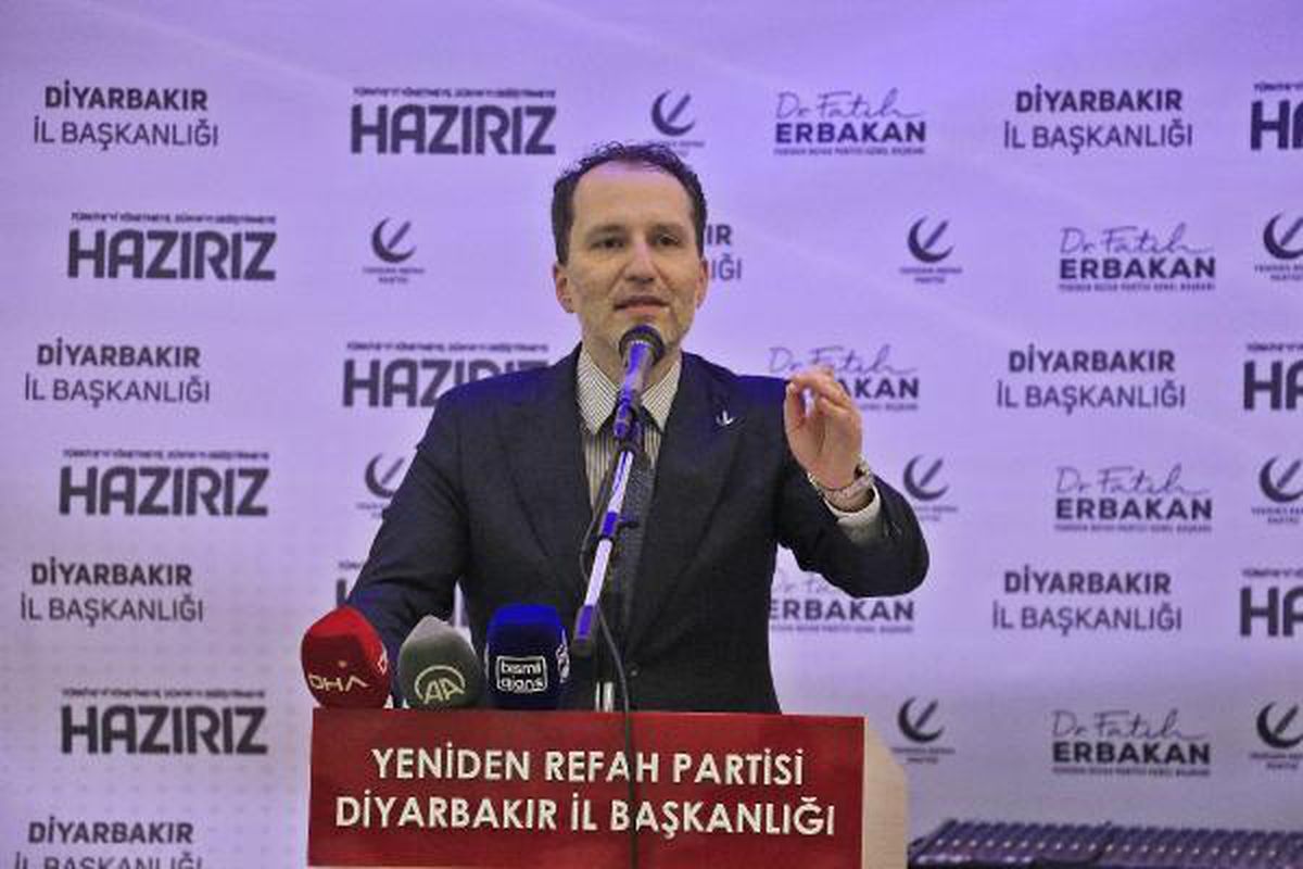 FATİH ERBAKAN: TÜRK VE KÜRT'Ü AYIRIRSAN ORTADA NE TÜRK KALIR NE DE KÜRT