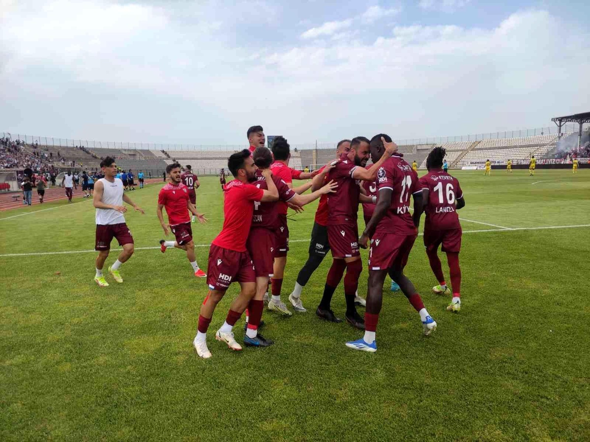 Spor Toto 1. Lig play-off: Bandırmaspor: 1 Eyüpspor: 0 (Maç devam ediyor)