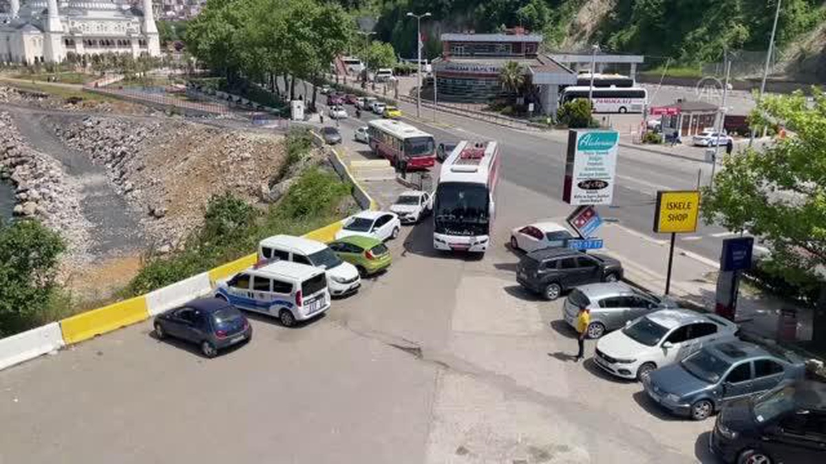 ZONGULDAK - CHP Kadın Kolları Genel Başkanı Nazlıaka, Zonguldak\'ta konuştu