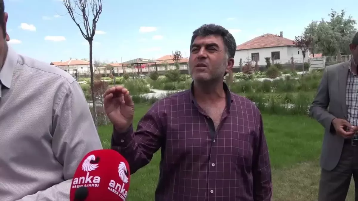 Aksaraylı Çiftçi: "Oğlum Mühendislik Okuyordu Bıraktı"