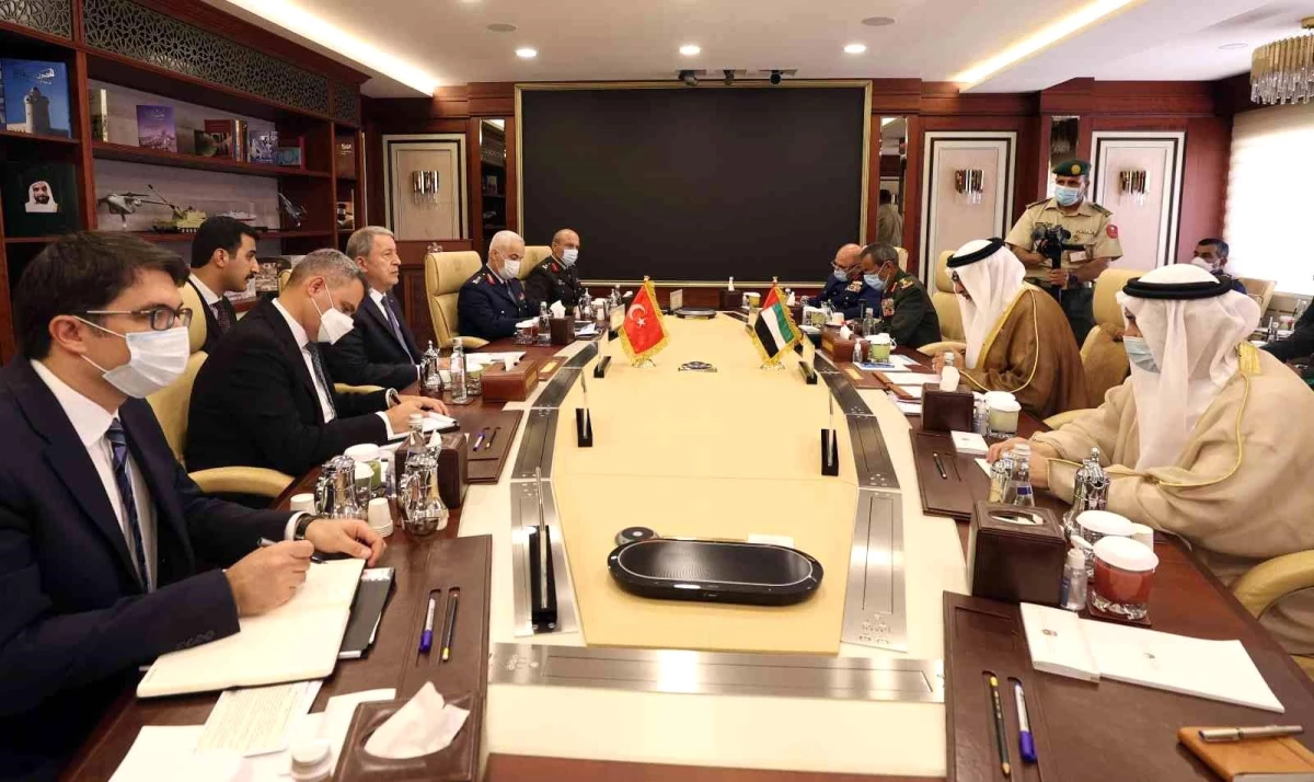 Bakan Akar, BAE Savunma Bakanı Al Bowardi ile görüştü