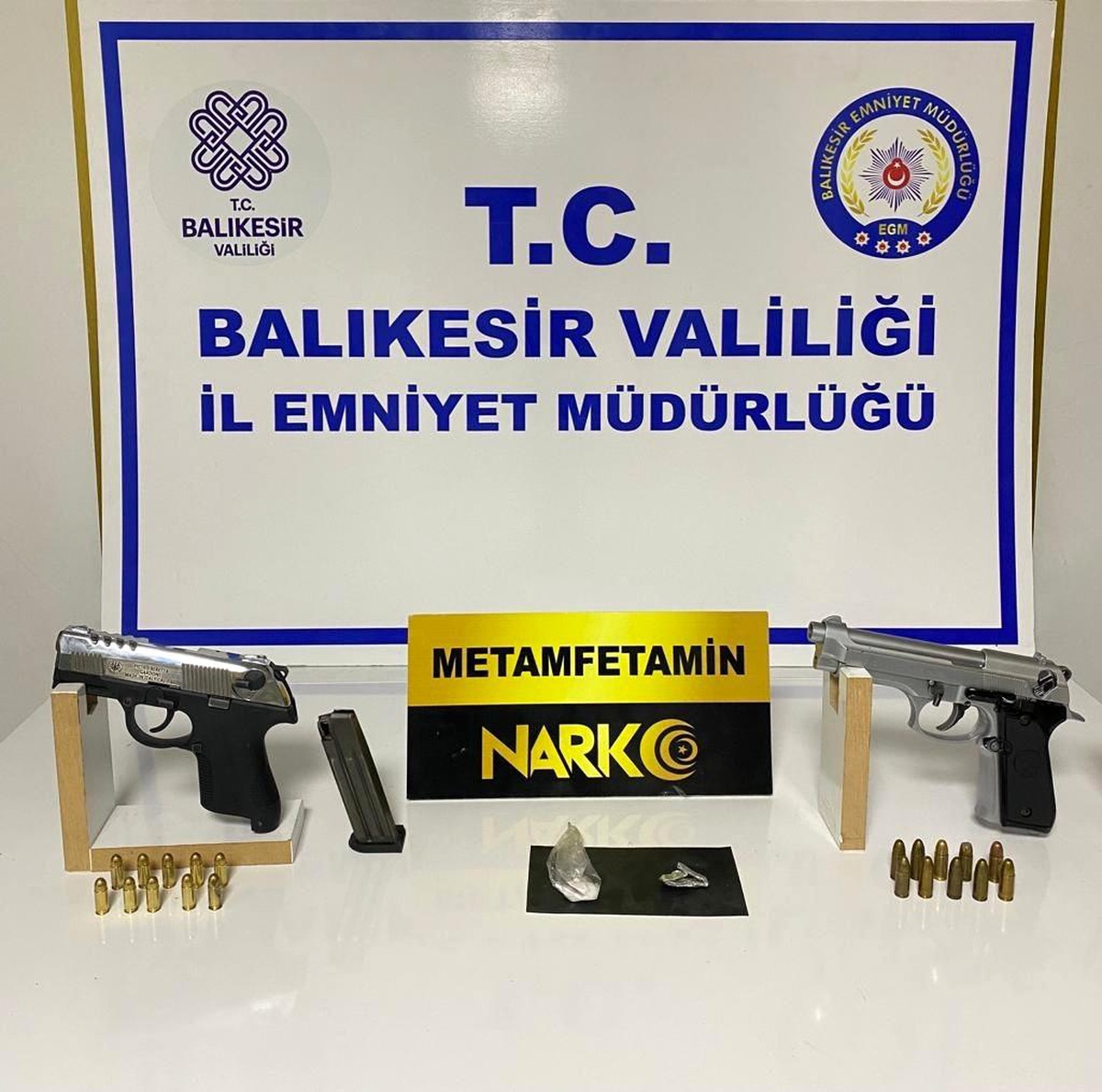 Balıkesir\'de polisten 141 şahsa gözaltı
