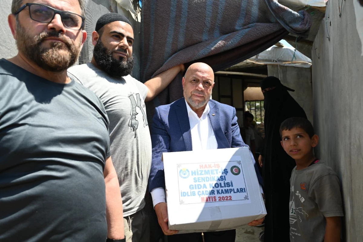 HAK-İŞ Genel Başkanı Arslan, İdlib\'deki çadır kampı ziyaret etti