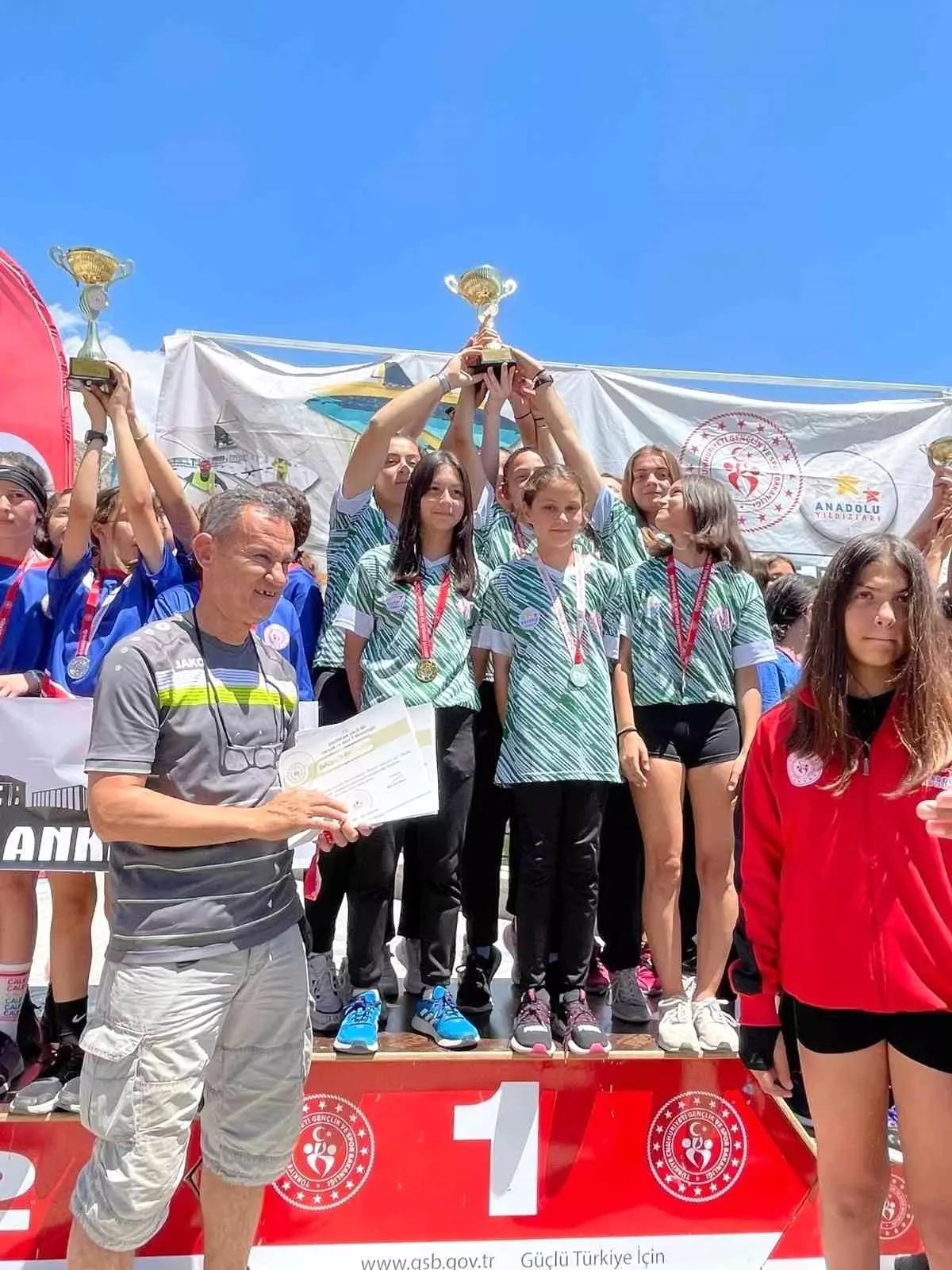 İnegöllü sporcular Bursa karmasında tarih yazıyor