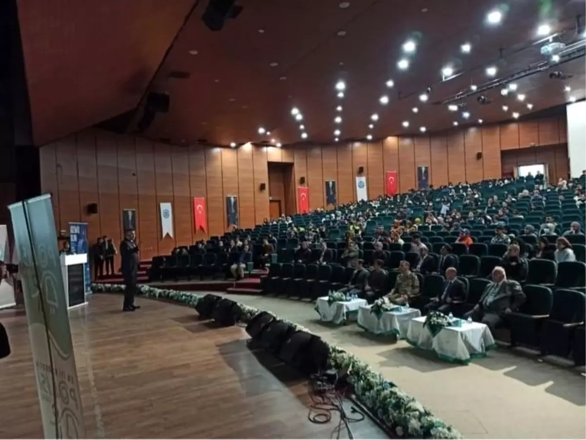 Kars'ta uyuşturucuyla mücadele semineri