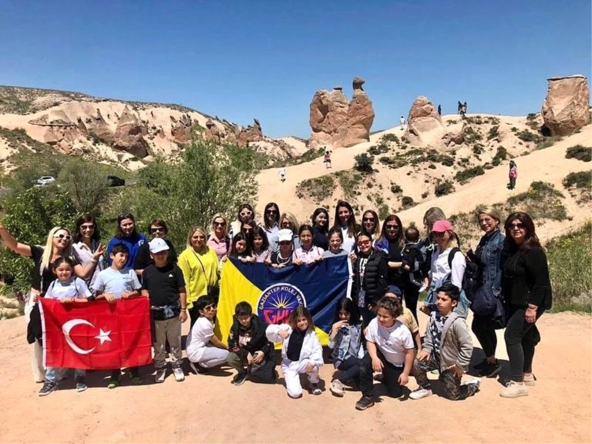 Kolej öğrencileri Kapadokya gezisinde