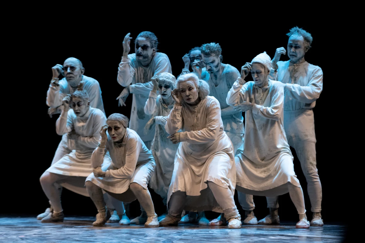"May B" dans tiyatrosu Türkiye\'de ilk kez Cemal Reşit Rey\'de sahne aldı