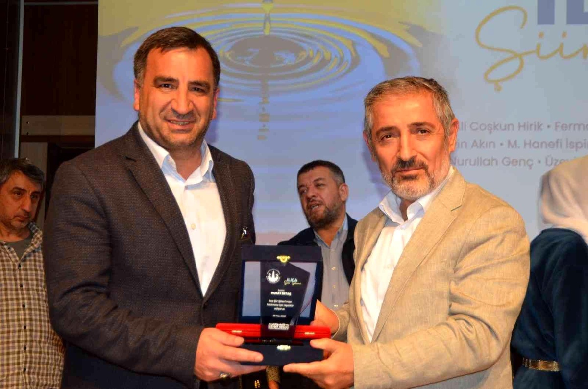 Rektör Biber Erzurum\'da şiir şölenine katıldı