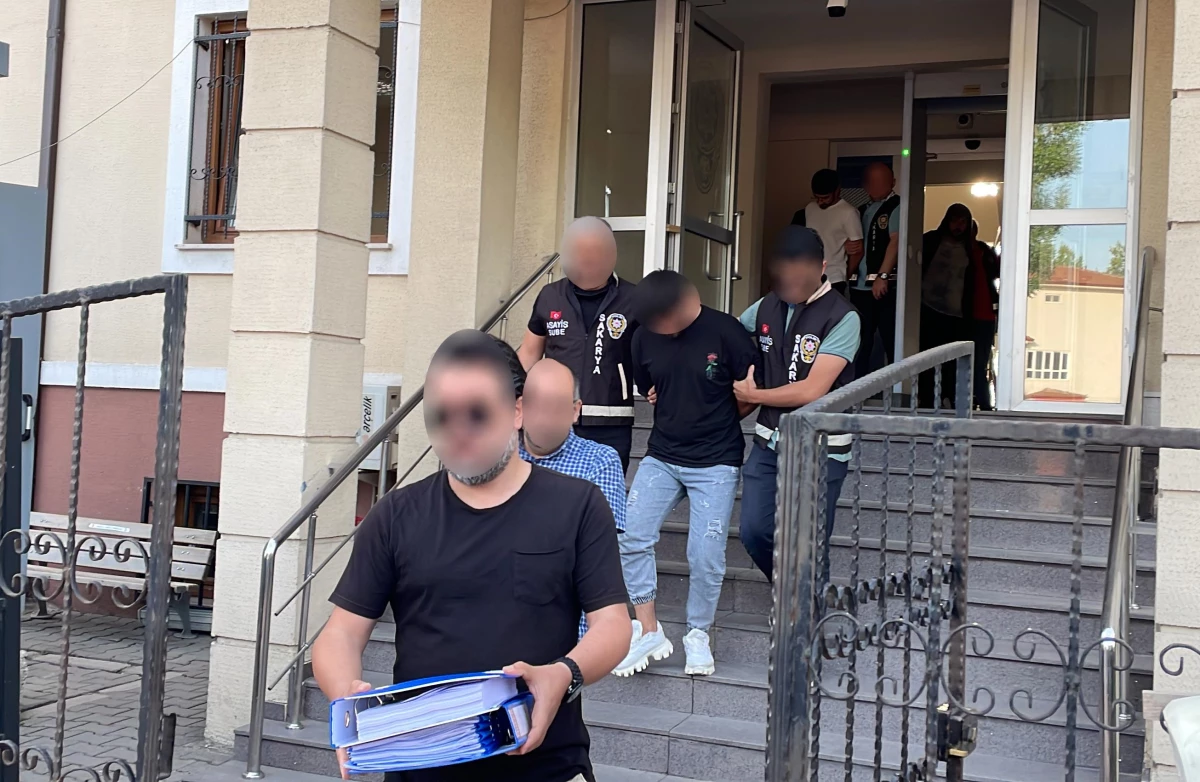Sakarya merkezli "bungalov" dolandırıcılığı operasyonunda 4 şüpheli tutuklandı
