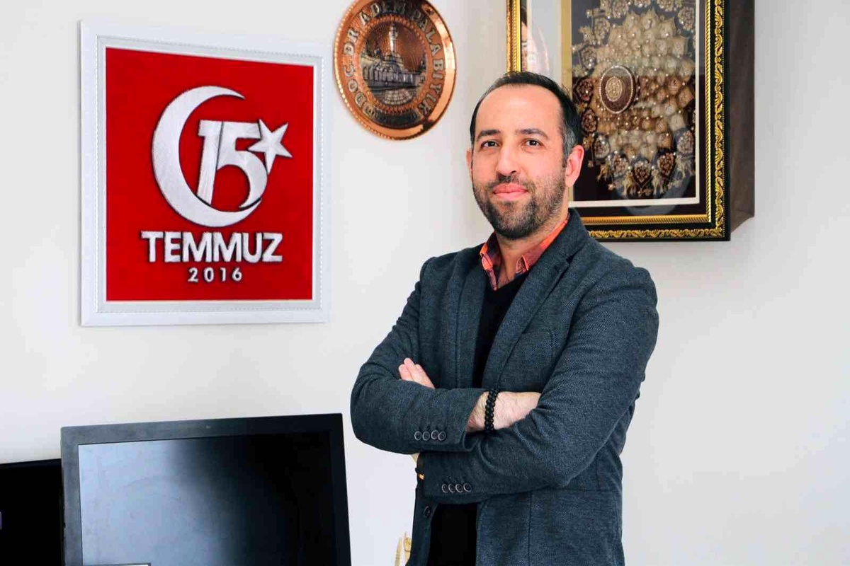 Sosyolog Doç. Dr. Adem Palabıyık: "Diyarbakır Anneleri ile umutlar 1000 oldu"