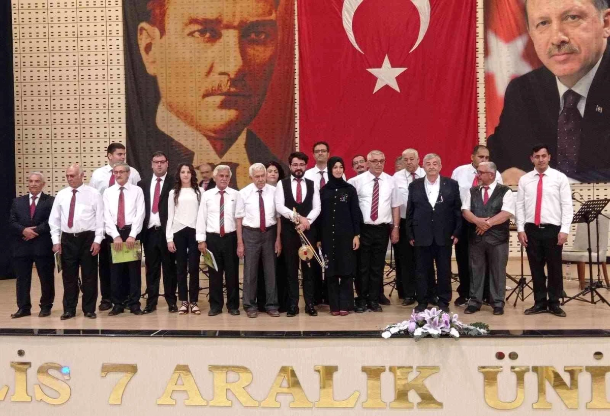 Üniversitede "Türk Sanat Müziği Bahar Konseri" gerçekleştirildi