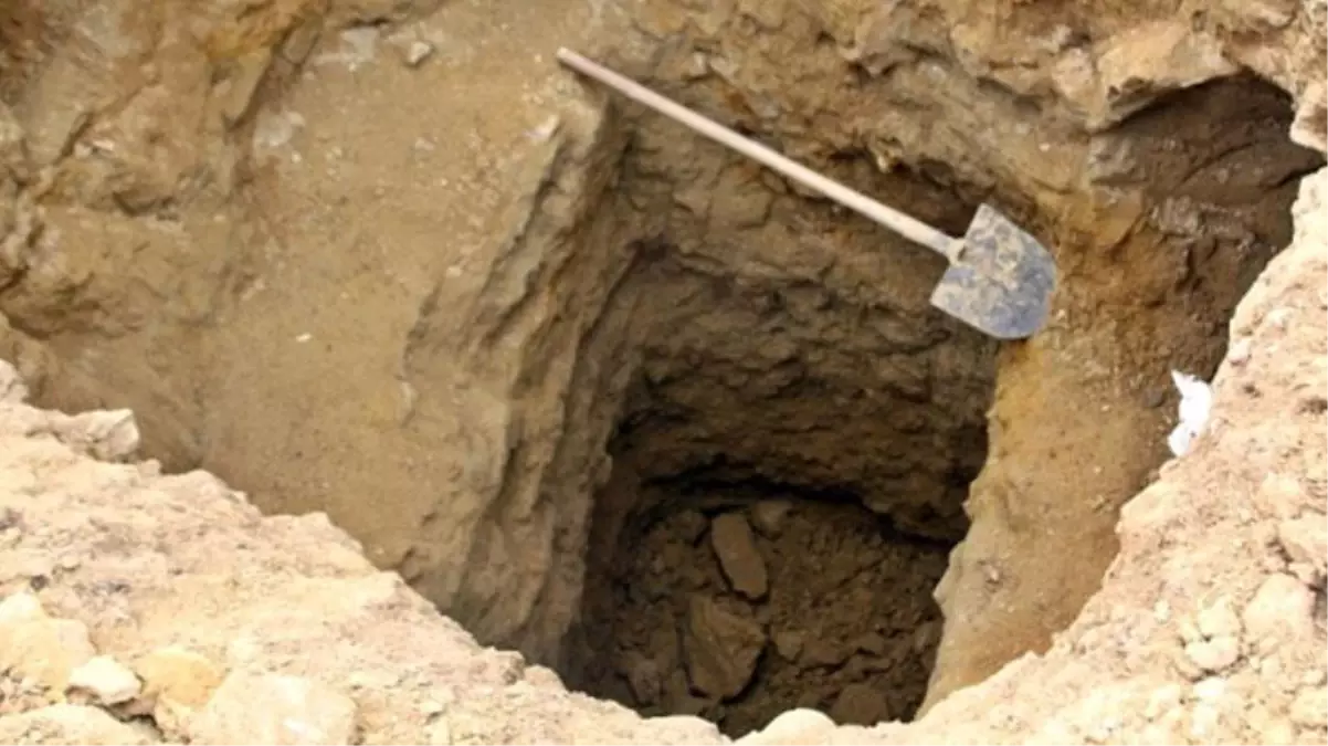 Arkeologlar, 500 yıllık hastanede kazı yaptı, 42 insana ait iskelet bulundu