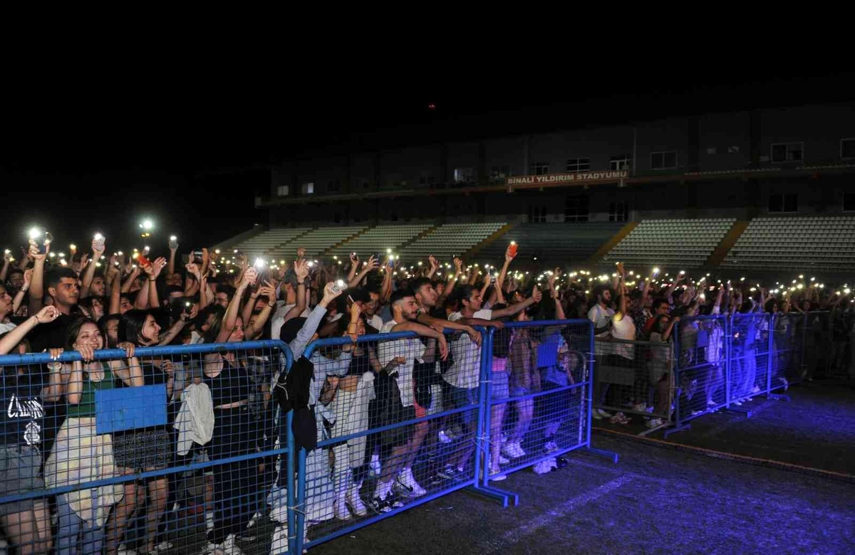 Aydın\'da 26. ADÜFEST konserleri coşkuyla başladı