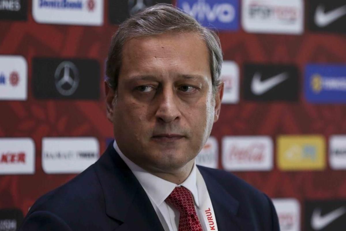Galatasaray Kulübü Başkanı Burak Elmas, gündemle ilgili soruları yanıtladı Açıklaması