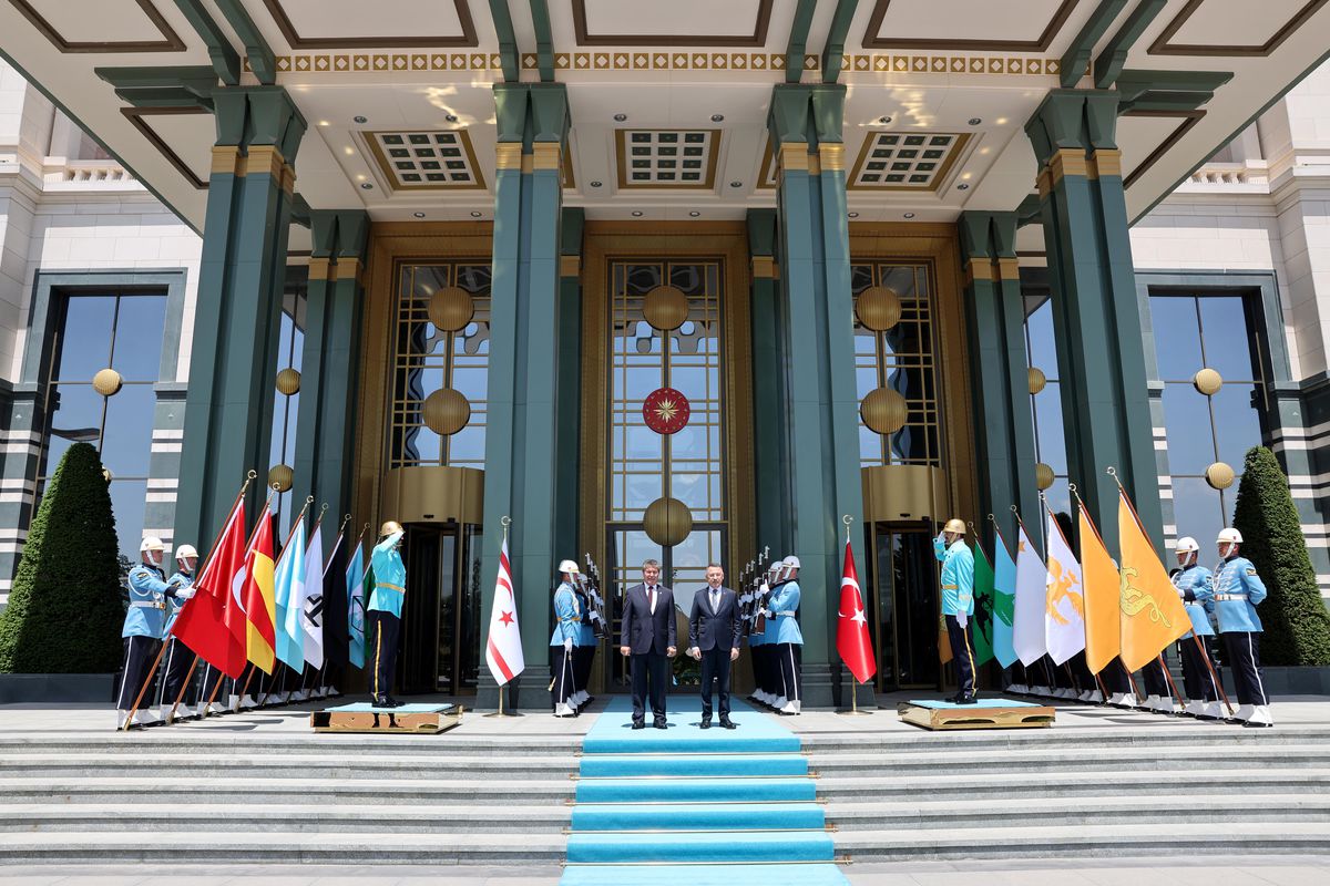 Cumhurbaşkanı Yardımcısı Oktay, KKTC Başbakanı Üstel ile bir araya geldi